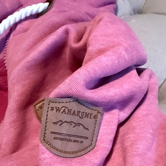 Wanakome Pink Hoodie with Zipper - Picture 4 of 6
